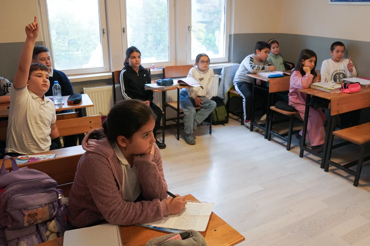 Tepebaşı Belediyesi, Öğrencilerin Eğitimine Katkı Sağlıyor