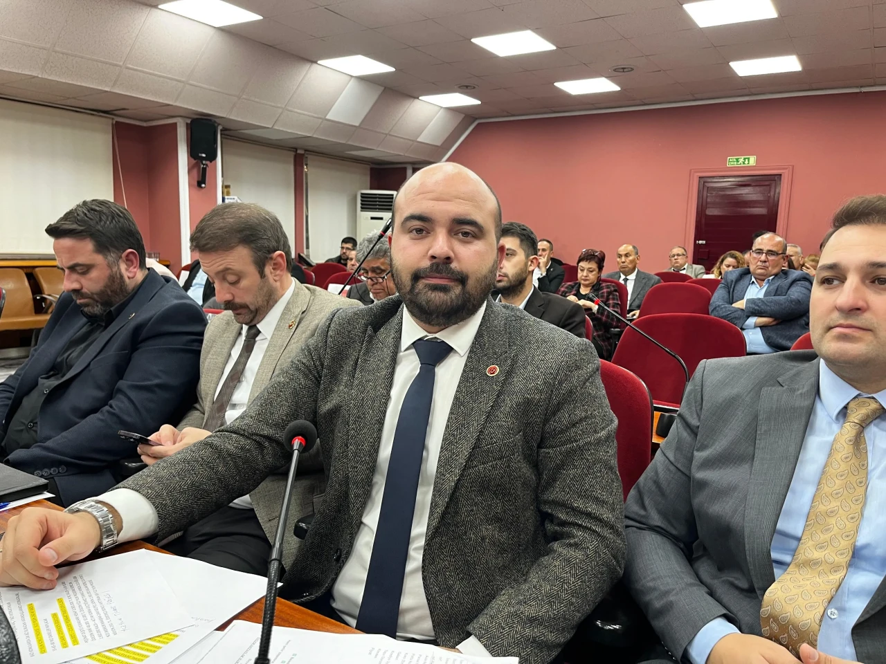 CHP'li Sungur: "TOKİ yüzde 100 kâr ediyor, müteahhitler bile bu kadar kazanmıyor”