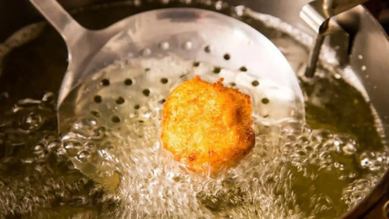 Yağ Sıçramasına Son! Kızartma Yaparken Uygulamanız Gereken 6 Altın Kural