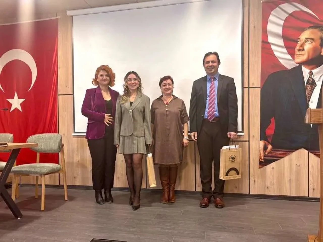 Odunpazarı’nda diyabet farkındalığı için uzmanlar vatandaşlarla buluştu