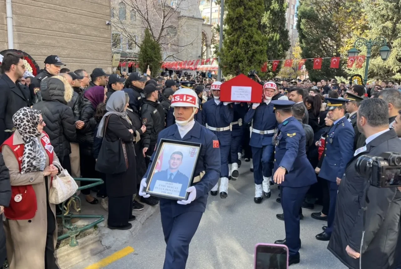 Şehit Emre Mercan Eskişehir’de Son Yolculuğuna Uğurlandı