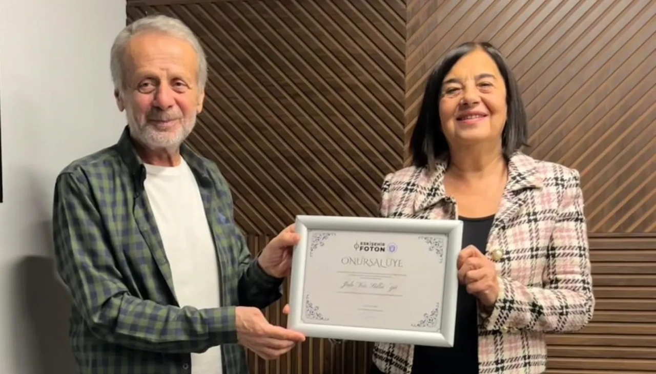 FOTON, Süllü’ye Onursal Üyelik verdi