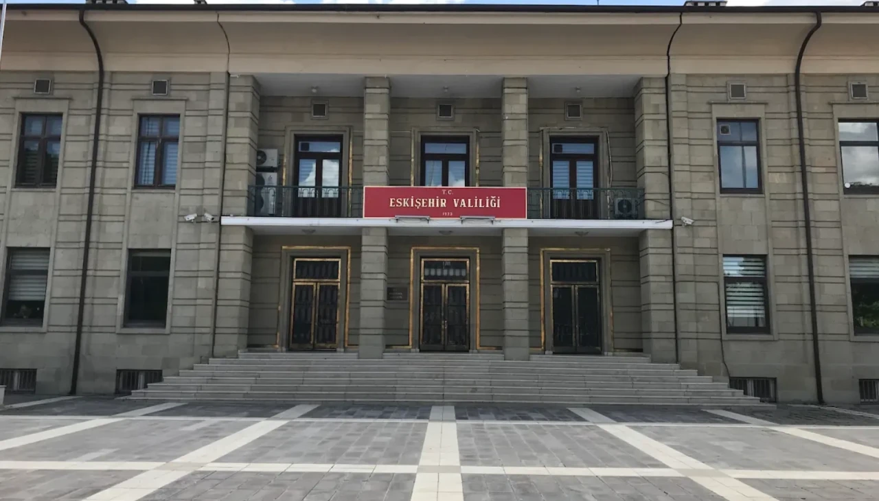 Eskişehir’de sokaktaki 176 Çocuk, Valilikçe Okula Kazandırıldı