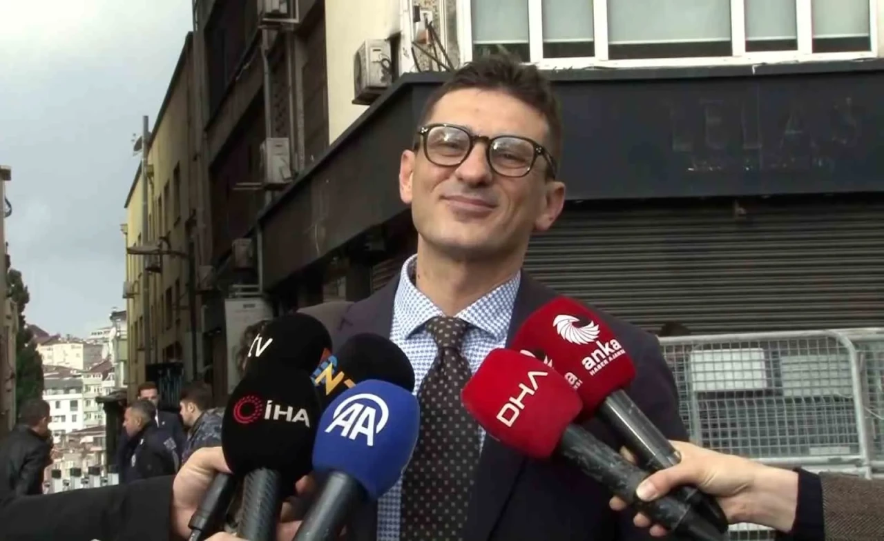 Ahmet Minguzzi'nin Babası Papa 14. Leo ile Görüştü