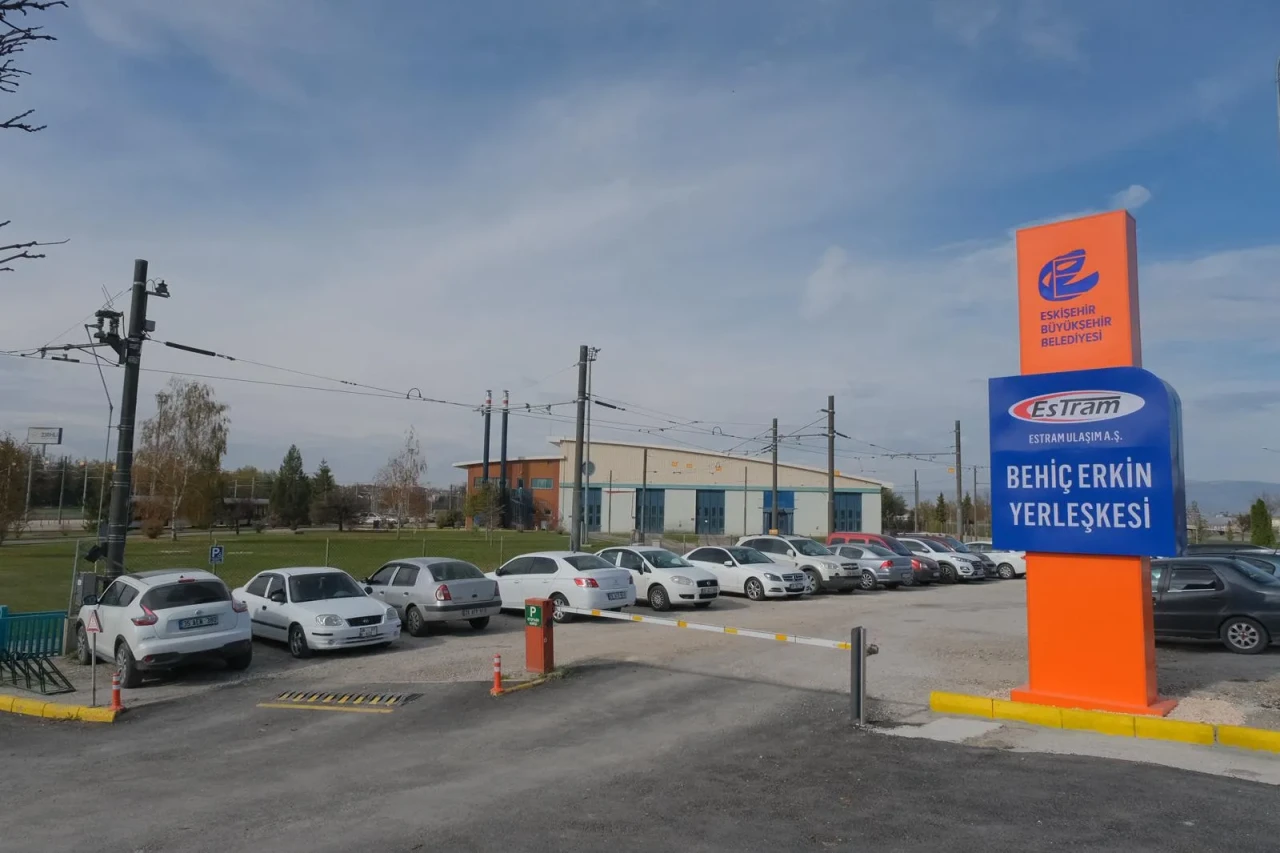 ESTRAM Yerleşkesine “Demiryollarının Babası” Behiç Erkin’in Adı Verildi