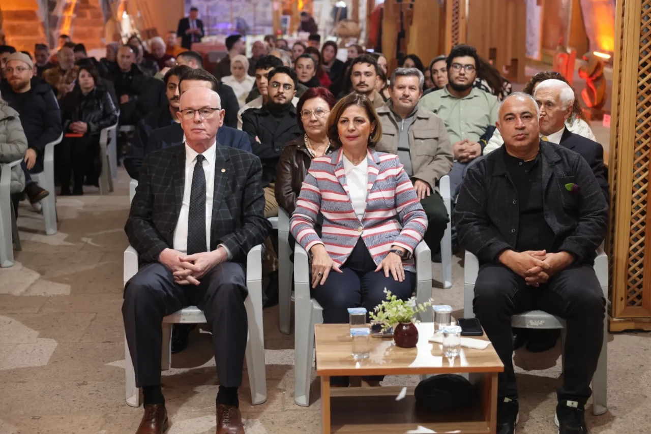 Kurşunlu Külliyesi’nde “Şehrin Yadigârları” Söyleşi Serisi Başladı