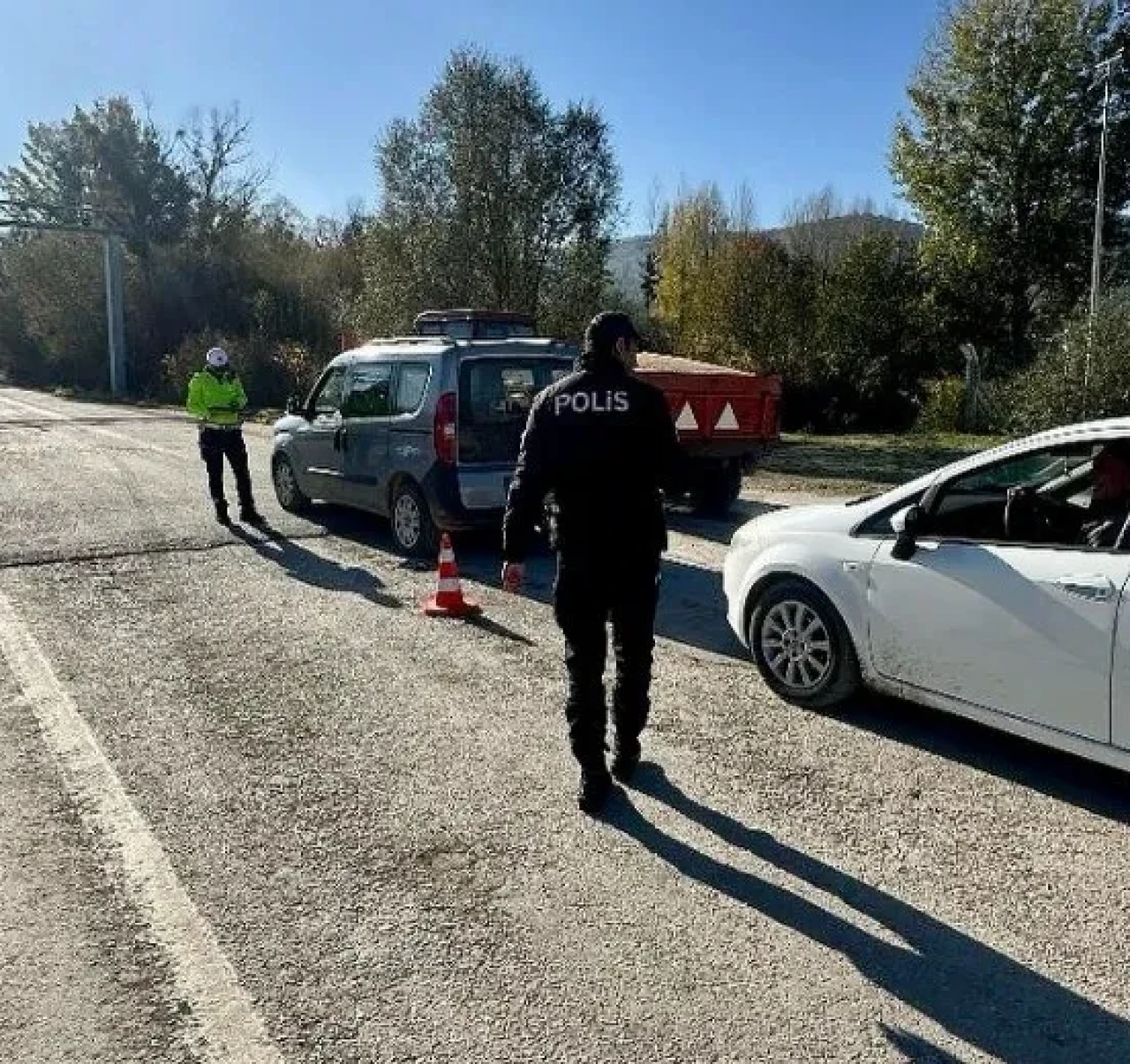 Bilecik’te Göçmen Kaçakçılığına Karşı Güvenlik Uygulaması Gerçekleştirildi