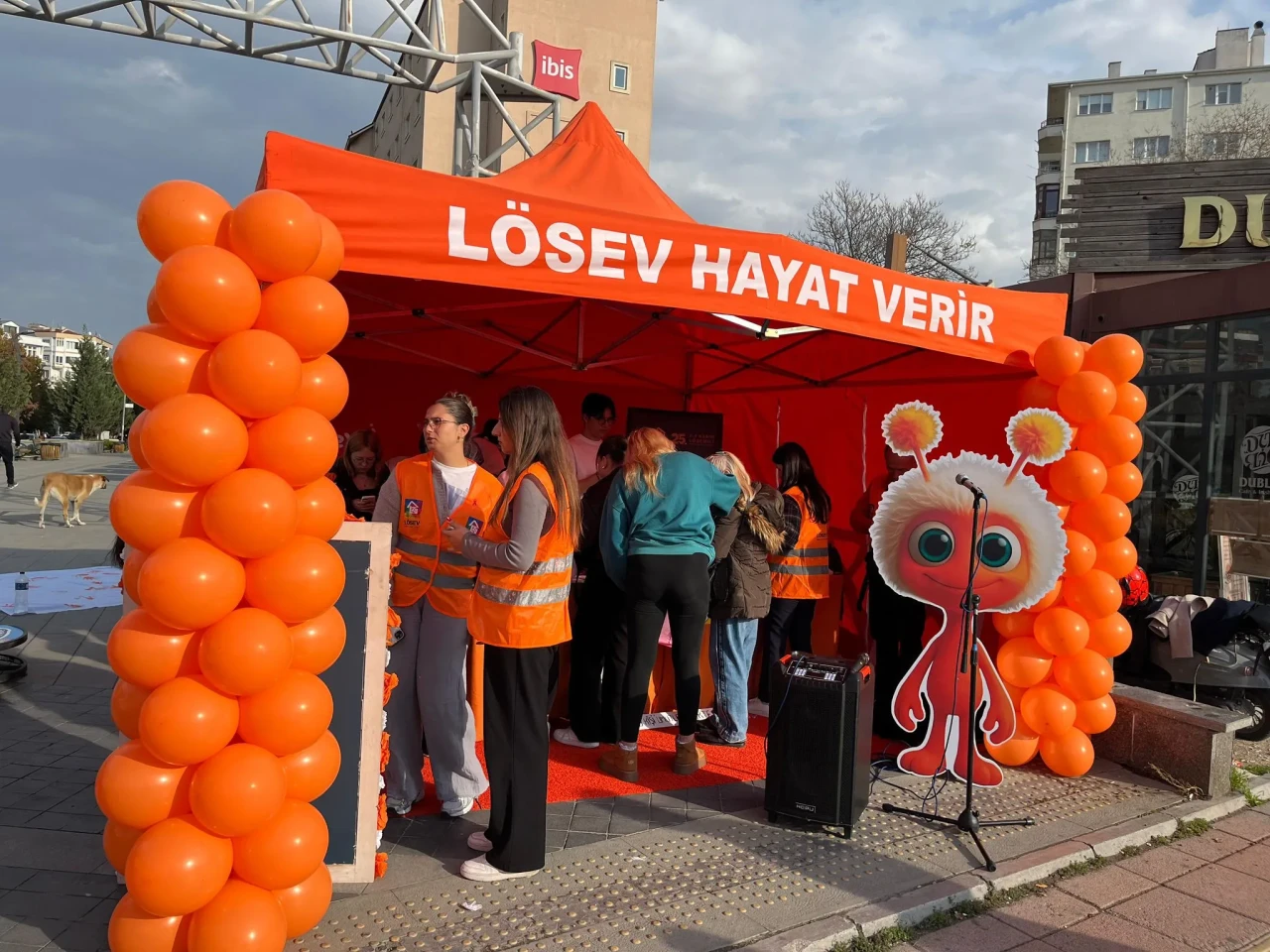 LÖSEV’in Umut Hareketi Eskişehir’de Gönülleri Isıttı