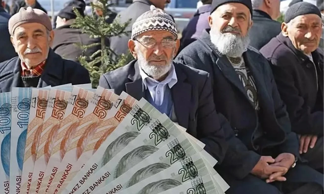 Emekli Maaşlarına Tarihi Doping! Finans Devinden Şeytanın Bile Aklına Gelmeyecek 25.000 TL'lik Fırsat!