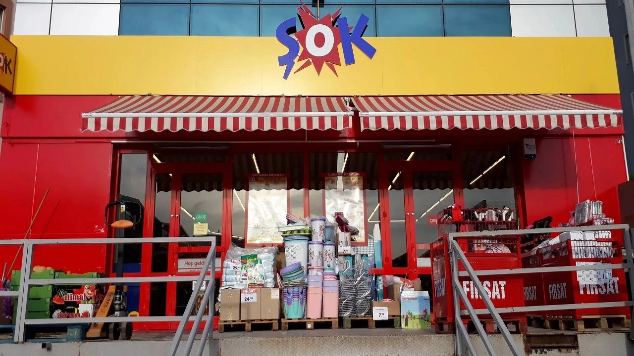 ŞOK’ta 29 Kasım Patlaması: “Samsung Kurutma Makinesi ve Barbie Bebek Aynı Reyonda!