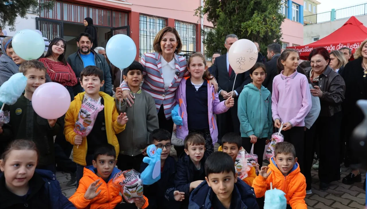 Başkan Ünlüce, Alpagut Mahallesi’nde Çocuklarla Şenlik Coşkusunu Paylaştı