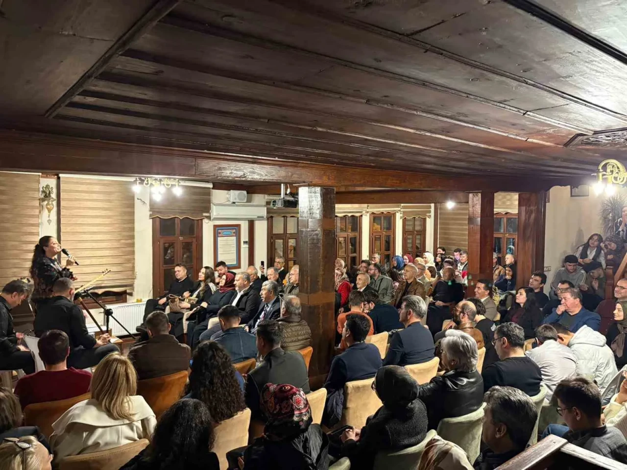 “Türkülerle Eskişehir” programı büyük ilgi gördü