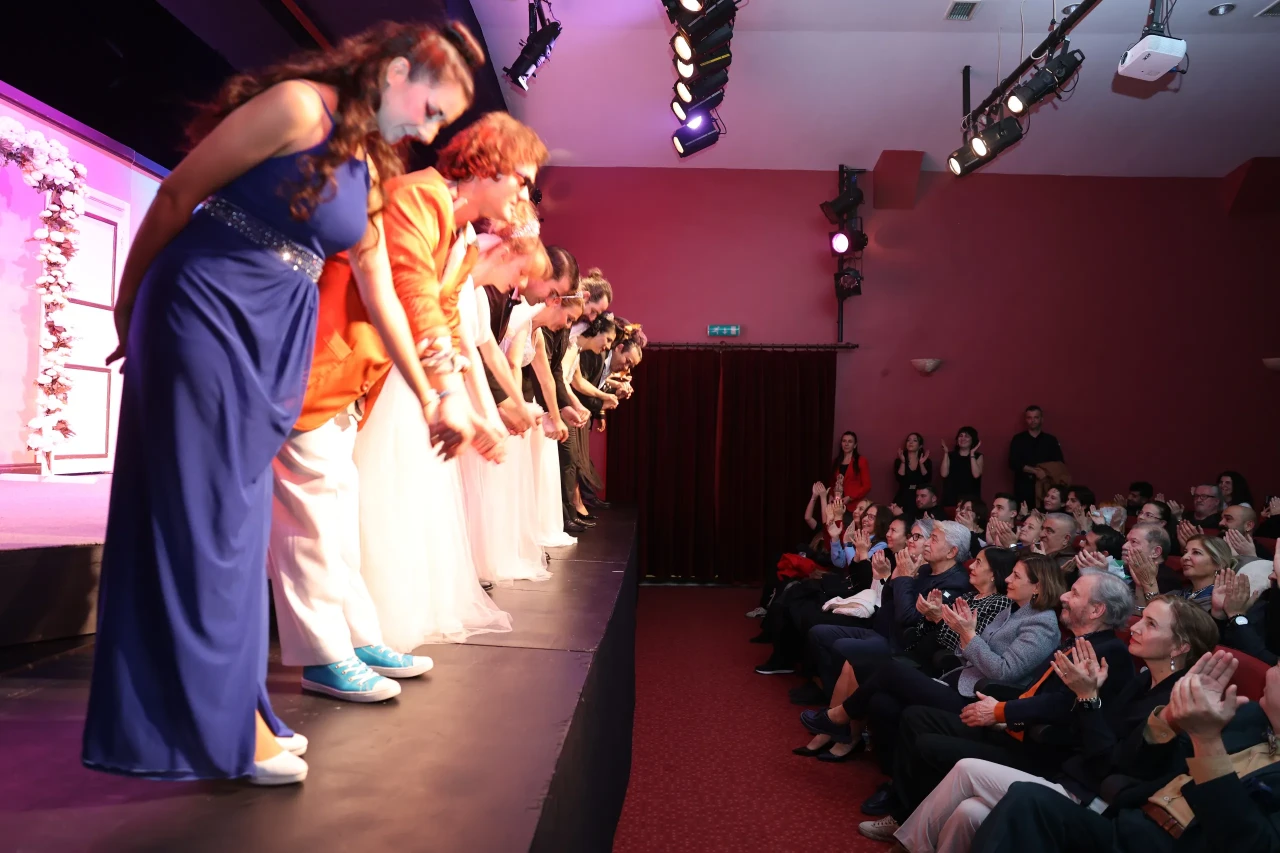 “Kendime Kıyamam” Oyunu Şehir Tiyatroları’nda Gala Gösterimiyle İzleyiciyle Buluştu