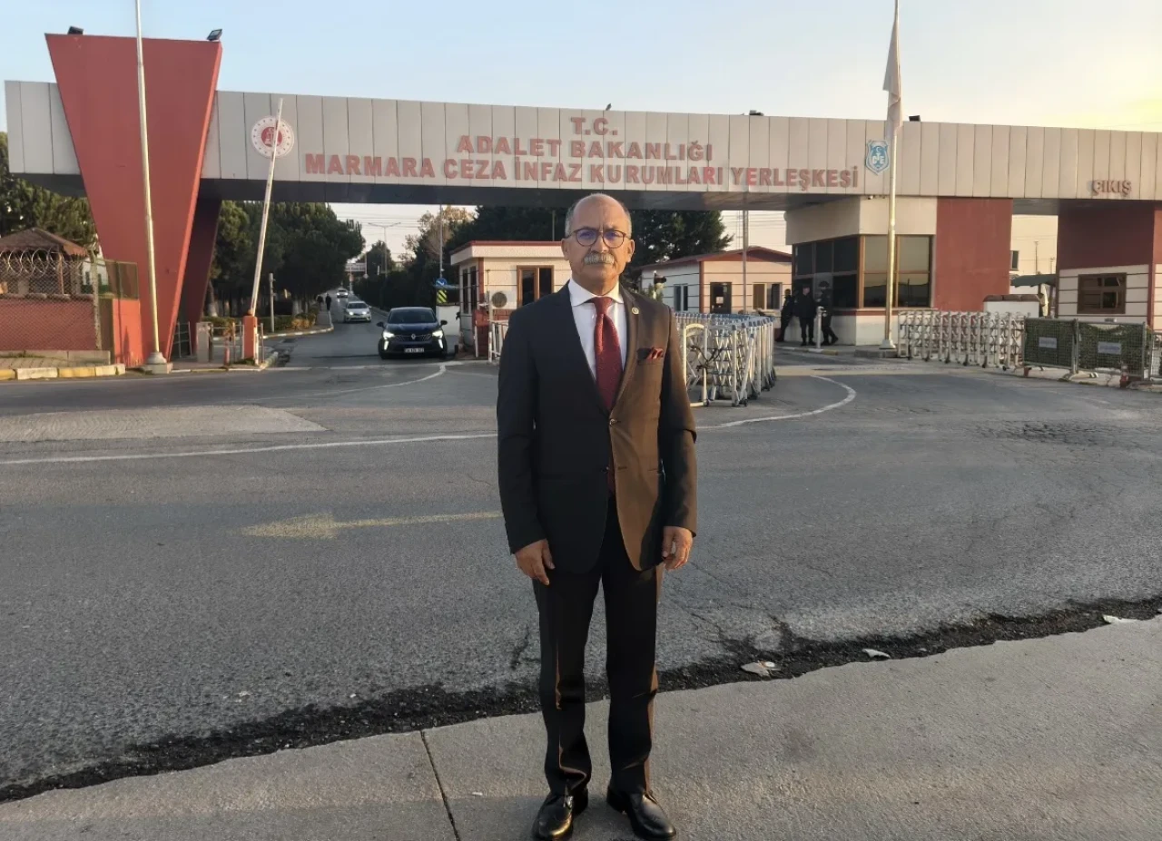 CHP’li Arslan’dan Silivri Ziyareti: “İçeride Umut Var, Dışarıda Mücadele!”
