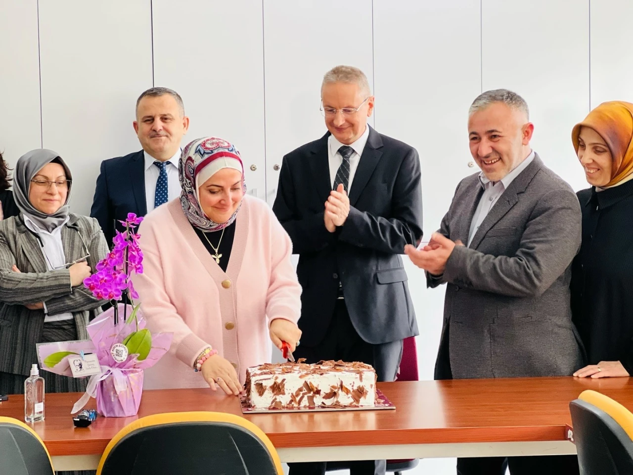 AK Parti Bilecik İl Başkanlığı öğretmenleri unutmadı