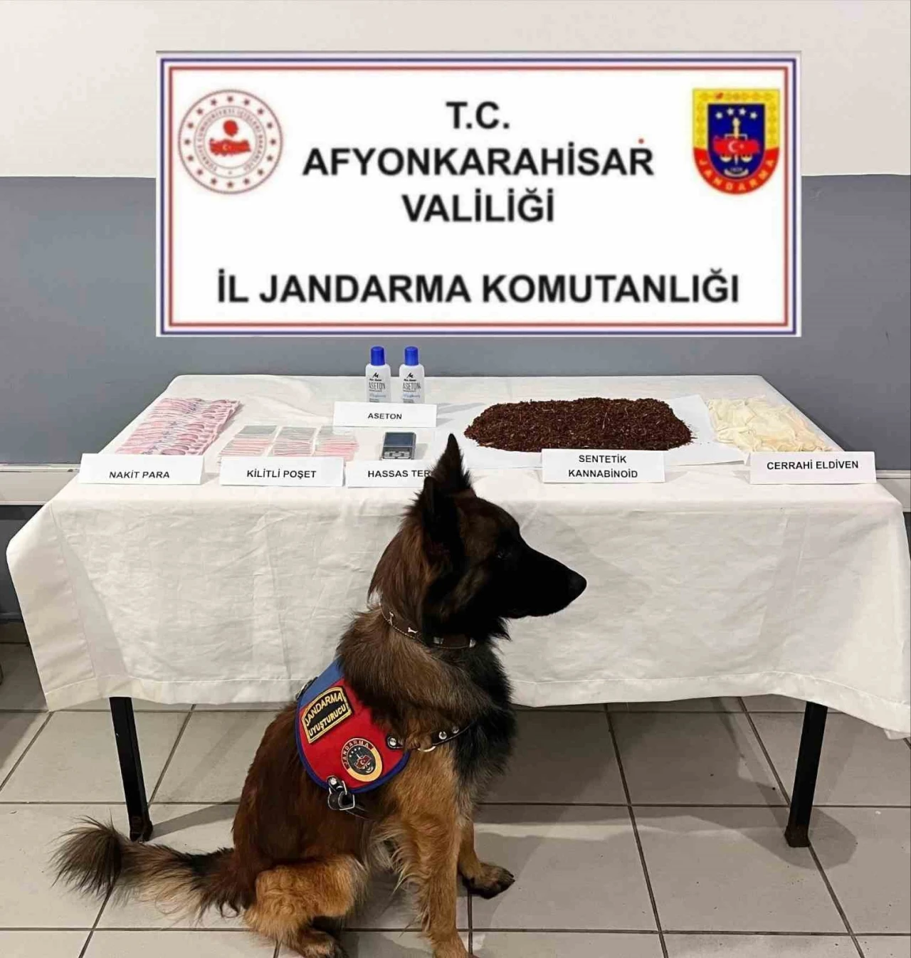 Aseton ve tütünle yasaklı madde üreten 2 kişi tutuklandı