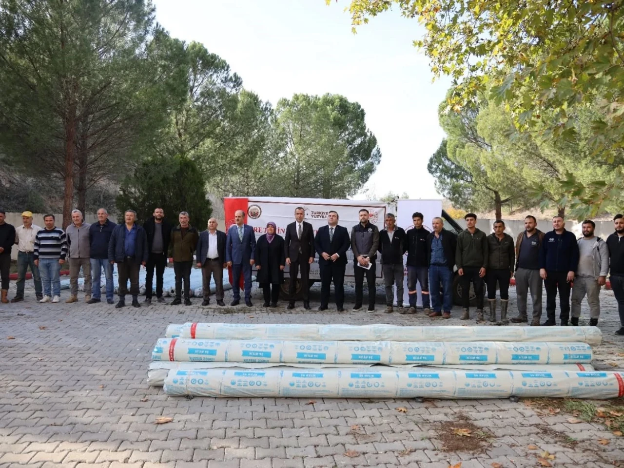 Bilecik’te 52 çiftçiye sera yenileme desteği verildi