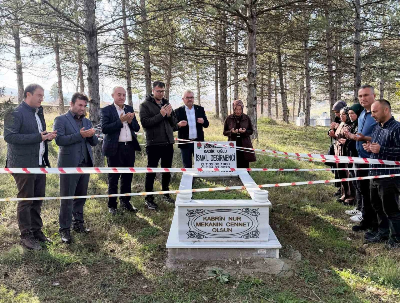 Hisarcık’ta öğretmenlerden eski müdürlerine vefa ziyareti