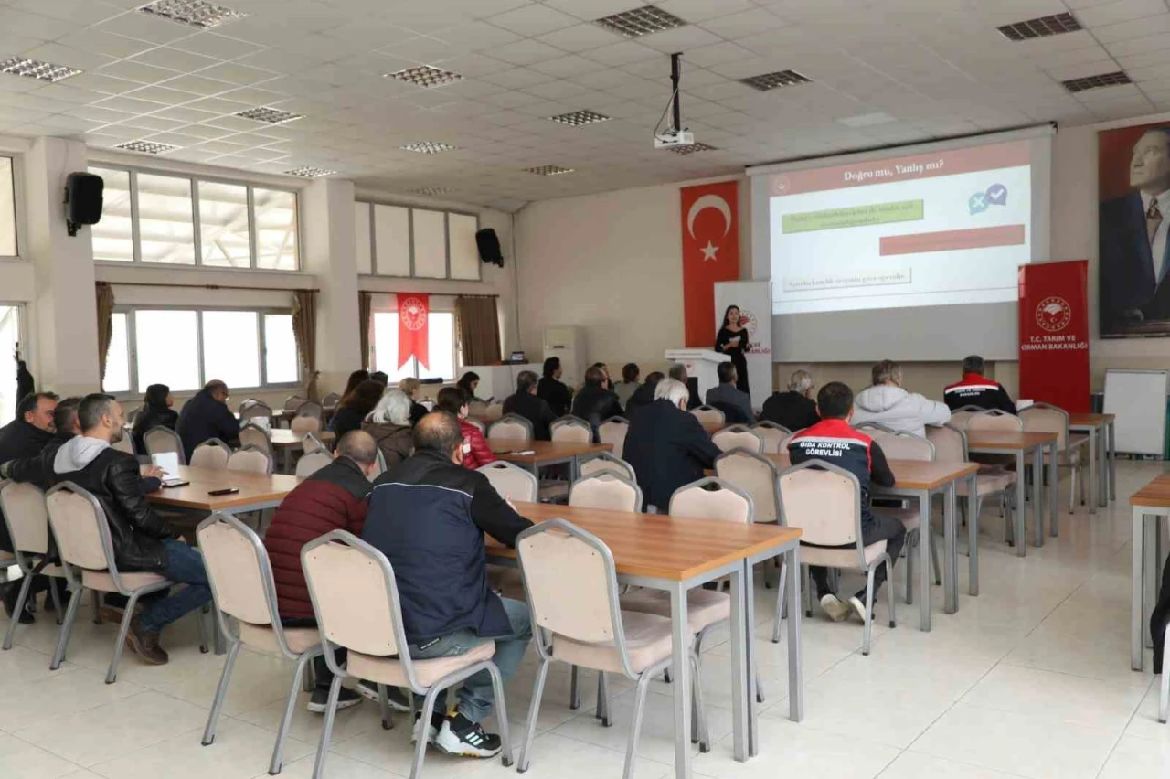 Kamu personeline ’Kadına Yönelik Şiddetle Mücadele’ semineri verildi