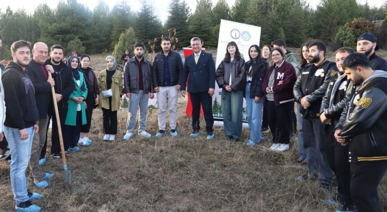 DPÜ’de Çevre Bilinci Etkinliği: “Yeşil Vatan, Mavi Vatan Kadar Önemli”