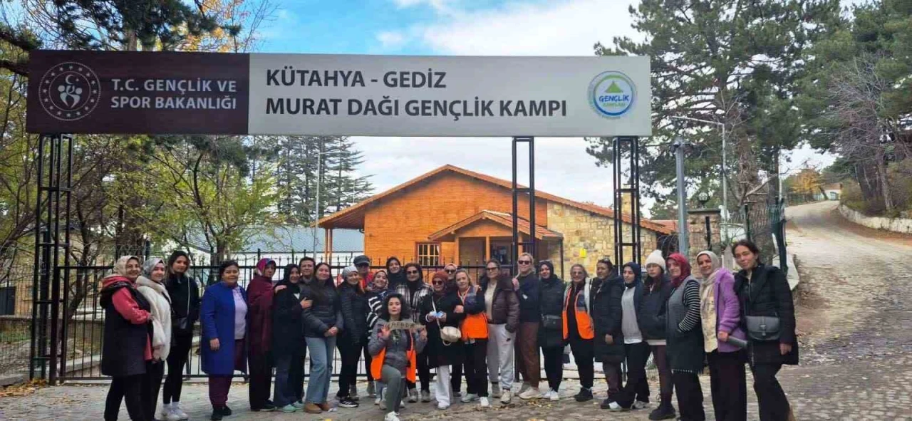 Kütahya Murat Dağı’nda kadın AFAD gönüllülerinden etkinlik dolu kamp