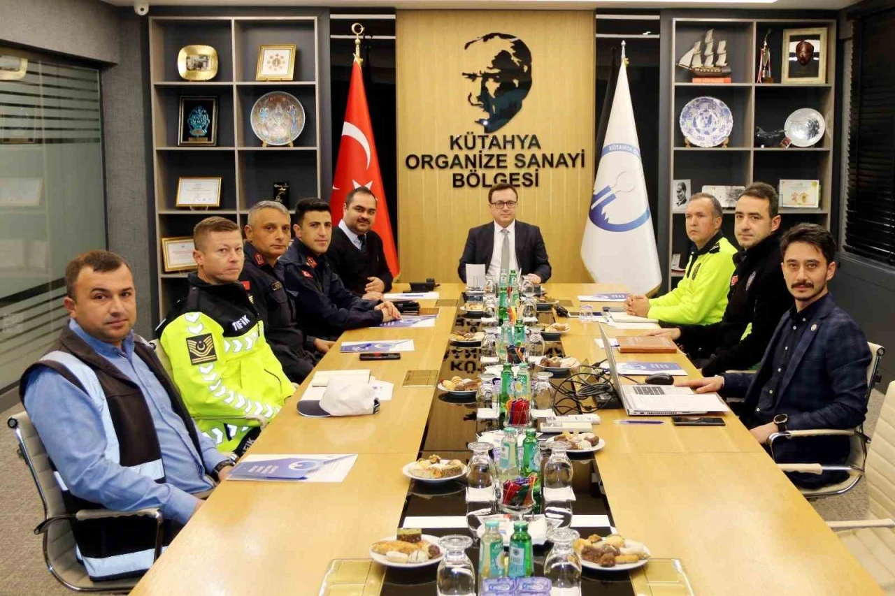 Kütahya OSB’de bağlantı yolu değerlendirme toplantısı düzenlendi