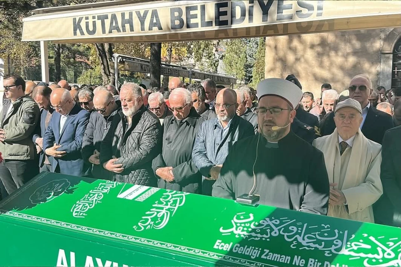 Kütahya OSB’nin Emektar İsmi Bekir Eskioğlu Toprağa Verildi