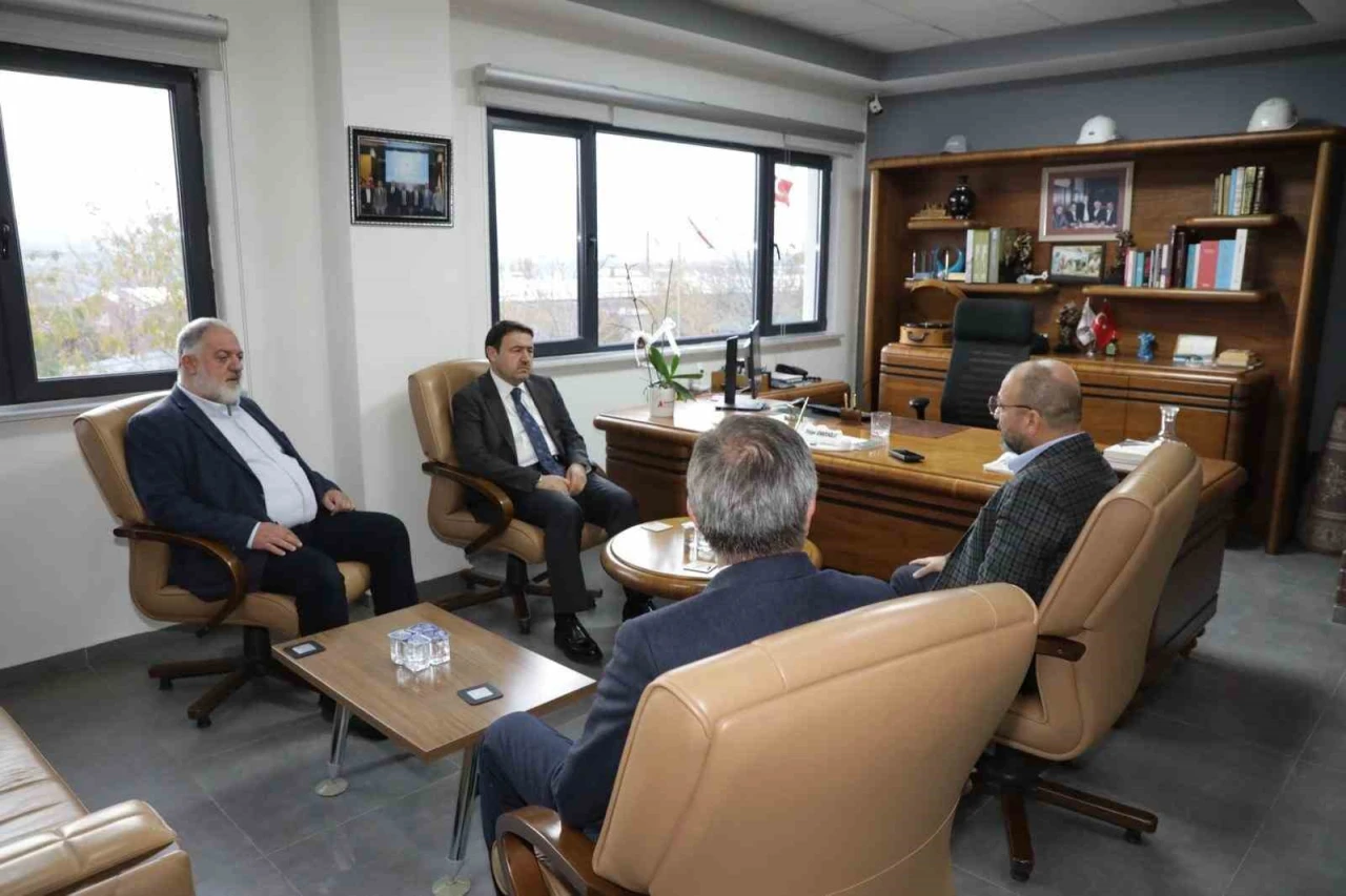 Vali Işın Eskioğlu ailesine taziye ziyaretinde bulundu