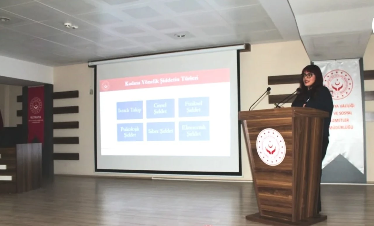 Şiddetin Mağdurları ve Çocuklara Etkileri Kütahya’da Anlatıldı