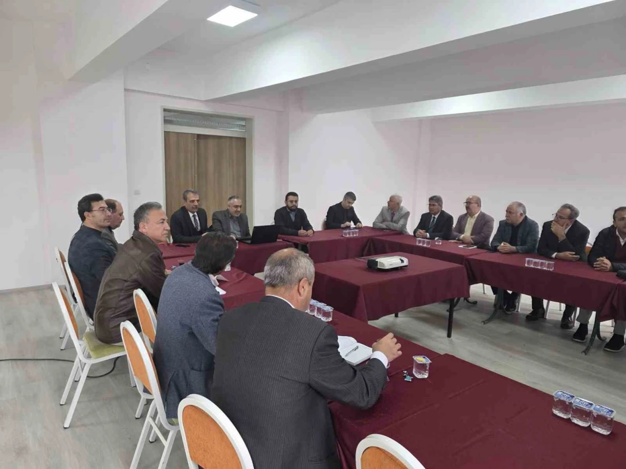 Kütahya’da Proje Okullarının Gelişim Süreçleri Masaya Yatırıldı