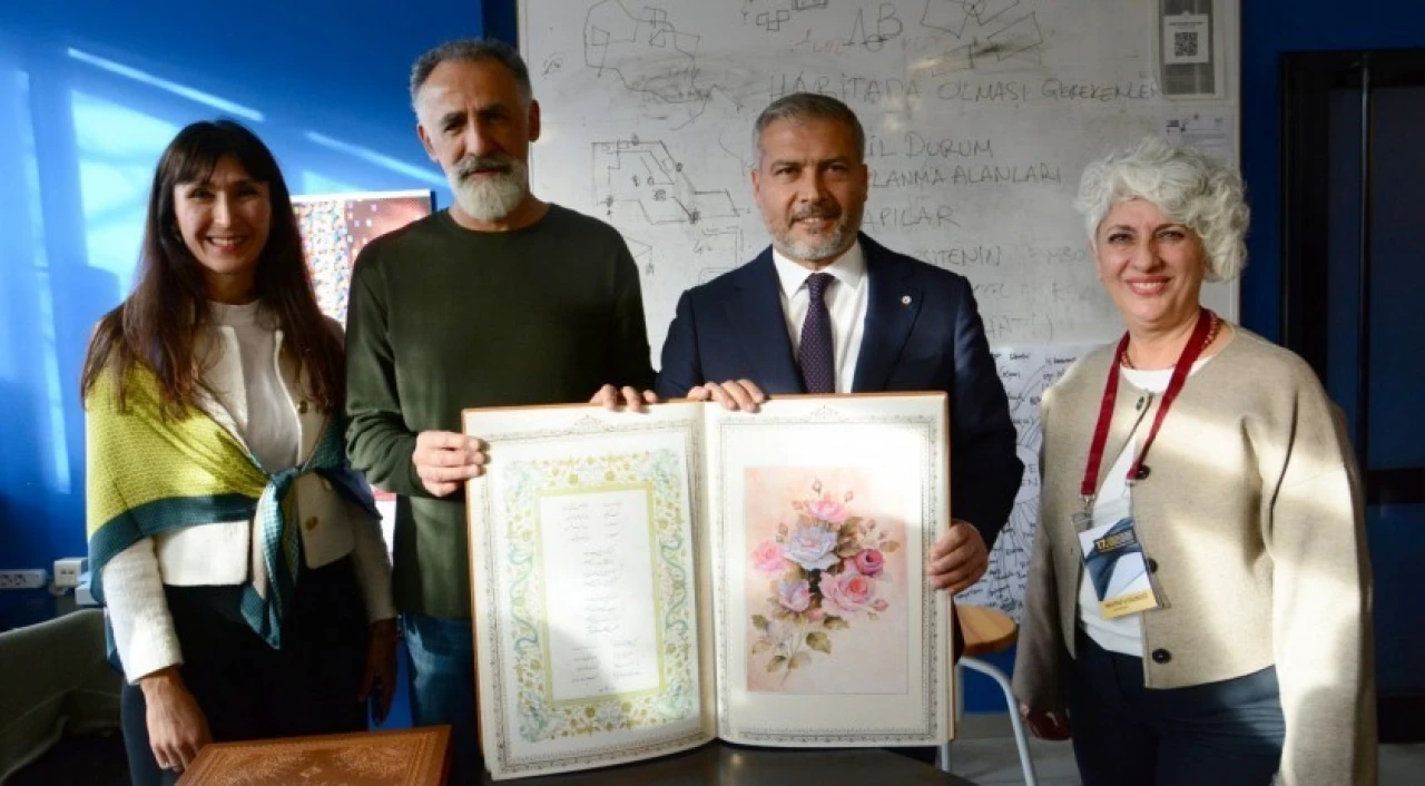 Rektör Adıgüzel, 17. Uluslararası Anadolu Kaligrafi ve Tipografi Etkinliği’ne Katıldı