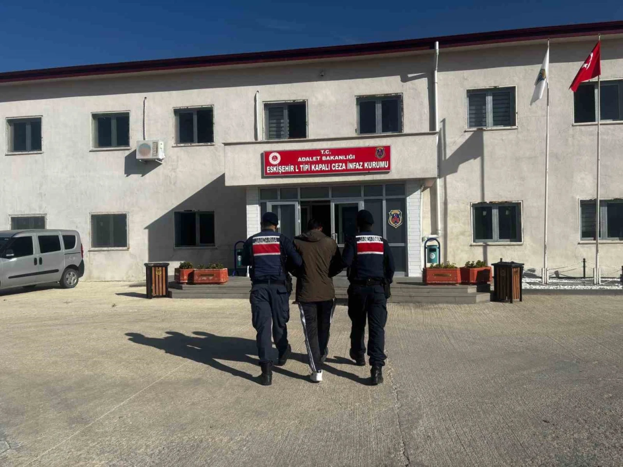 Sivrihisar’da 13 Adet Kuzuyu Çalan Şüphelileri JASAT O İlçede Yakaladı