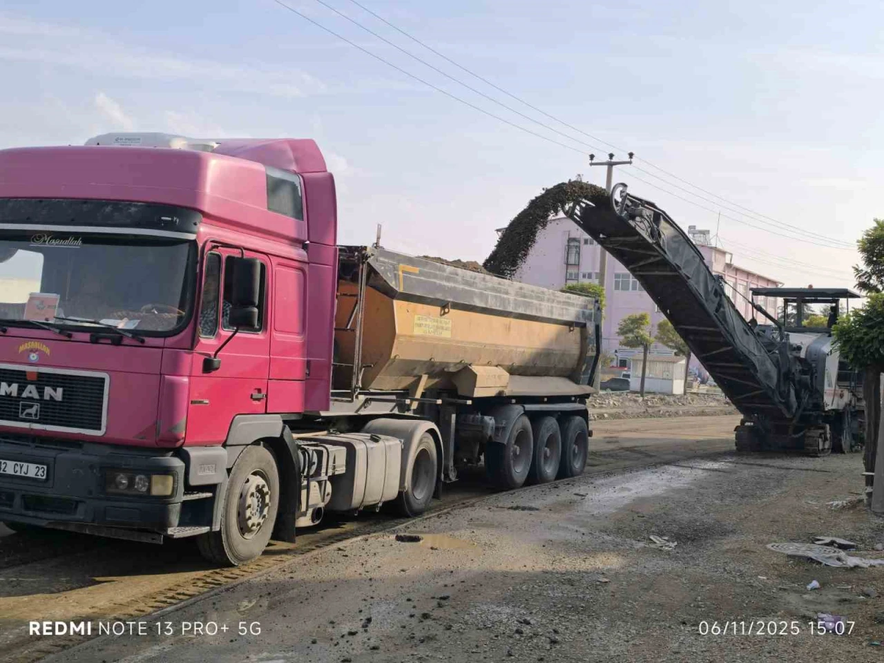 Afyonkarahisar'ın O İlçesinde Üst Yapı Çalışmaları Devam Ediyor