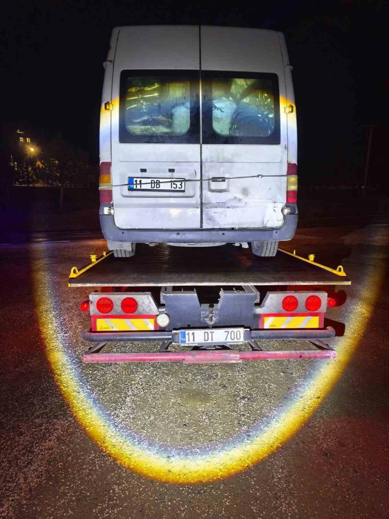 Bilecik’te Yakalaması Olan Minibüs Trafik Denetiminde Ele Geçirildi