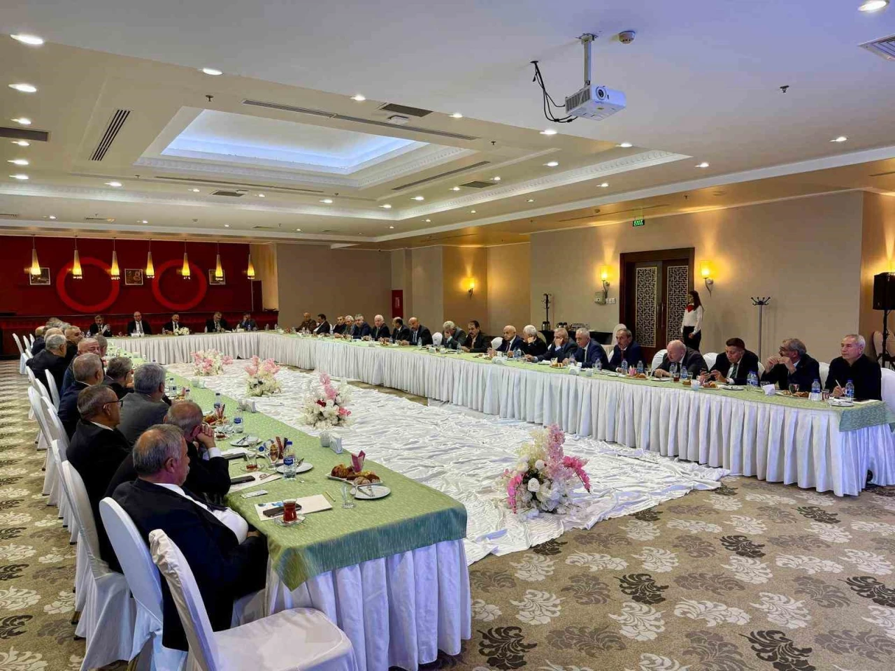 TŞOF Danışma Kurulu Afyon’da toplandı: Esnafın sorunları masada