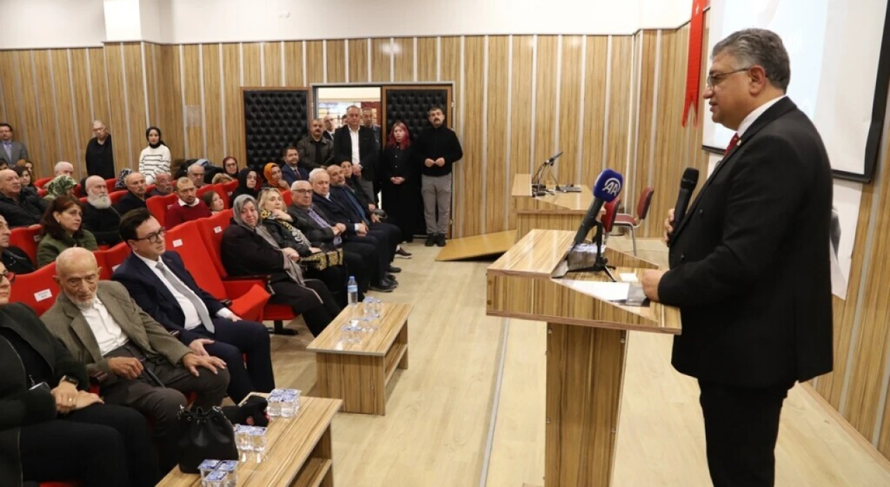 "Yaşayan İnsan Hazinesi" ünvanlı Hamza Üstünkaya için anma töreni düzenlendi