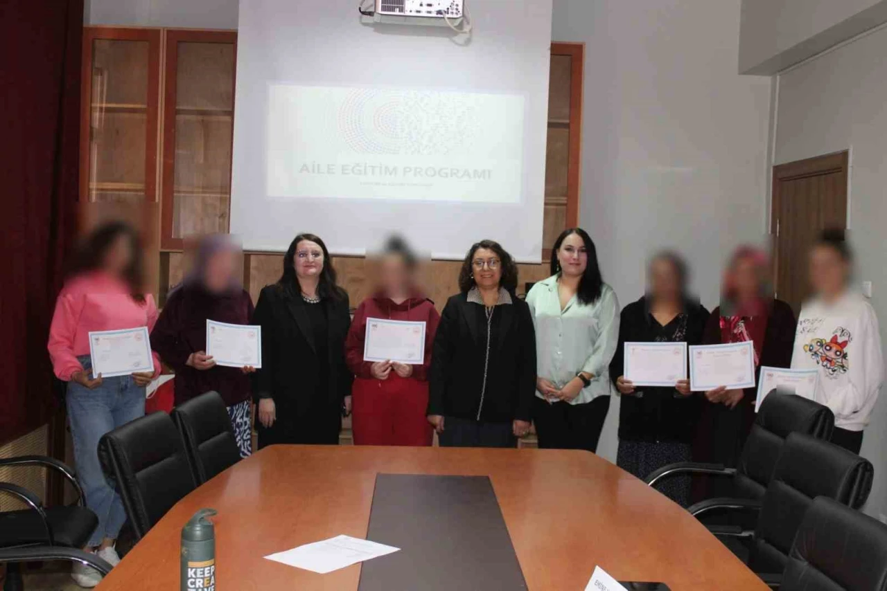 Eskişehir'de Kadın Yükümlülere Yeni Başlangıç: Aile Eğitimiyle Hayata Tutunuyorlar