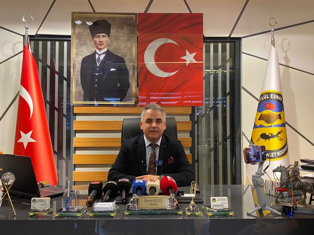 Esnaf Kredilerinde Limit Artışı ve Faiz Müjdesi: Başkan Kuzu 2025’i Değerlendirdi