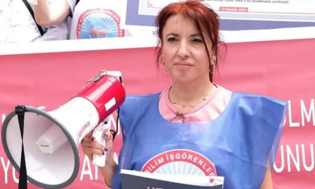 Eğitim-İş’ten Sert Tepki: “Öğretmenin İtibarını Yok Ettiniz, Şiddetin Önünü Açtınız!”