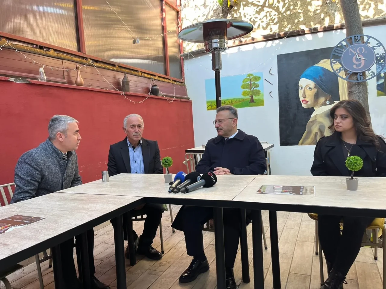 Vali Aksoy, İşitme Engelli Girişimciyi  Ziyaret Etti