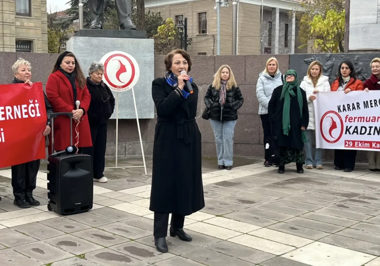 29 Ekim Kadınları Derneği: “Yasal Eşitlik Var, Temsil Eşitliği Yok!”