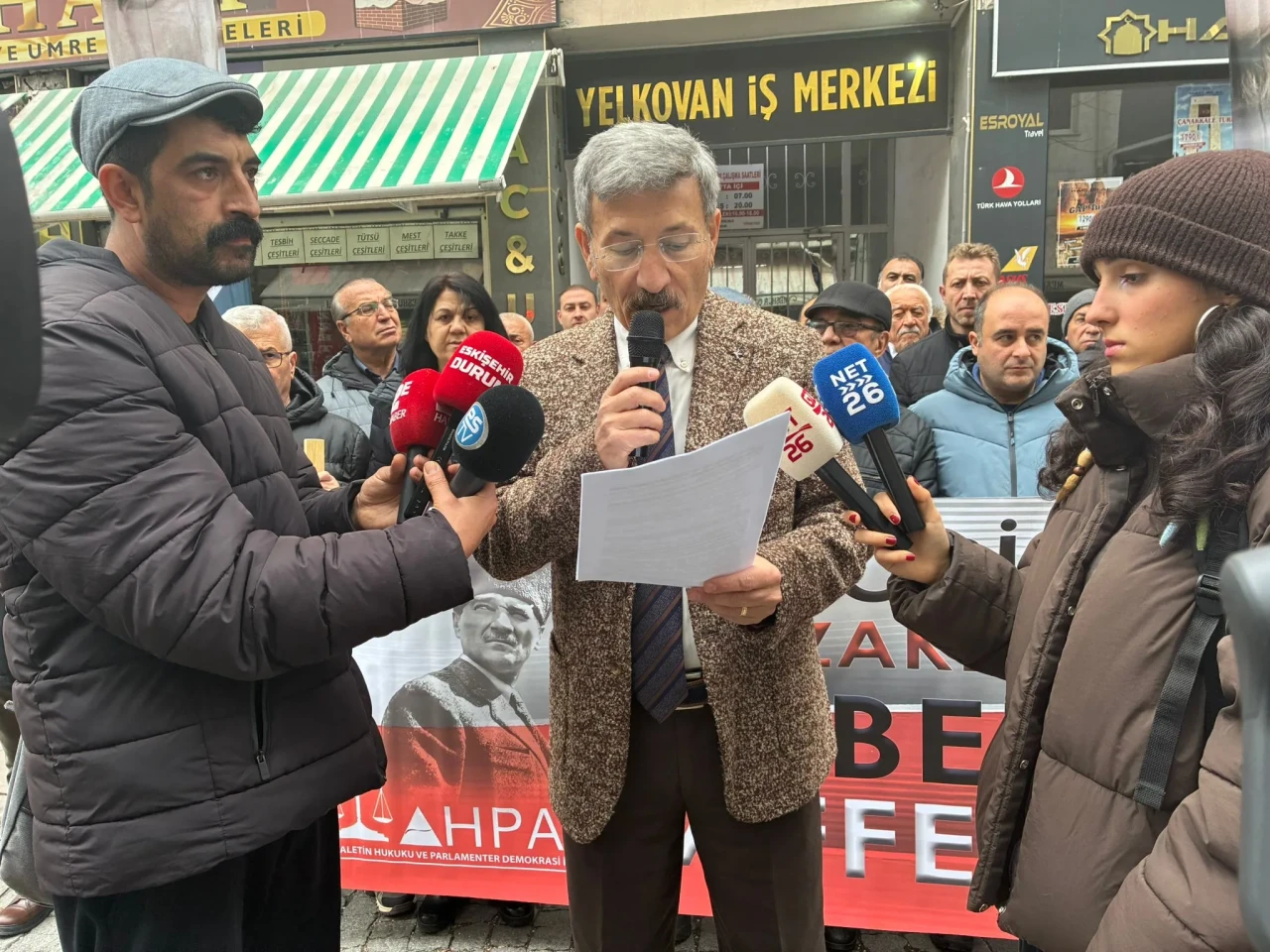Mehmet Ektaş: “Polisin eleştirisi suç değildir, açığa alma kararı kaldırılmalı”