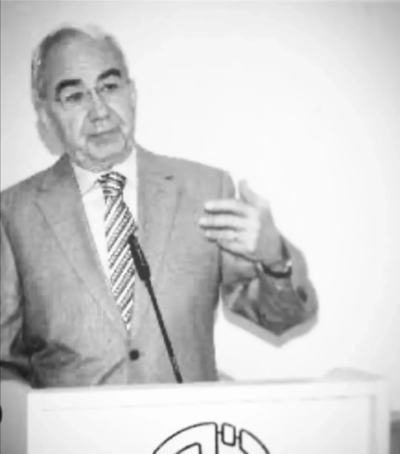 Prof. Dr. Ahmet Mumcu kimdir, neden öldü, ölüm sebebi nedir?