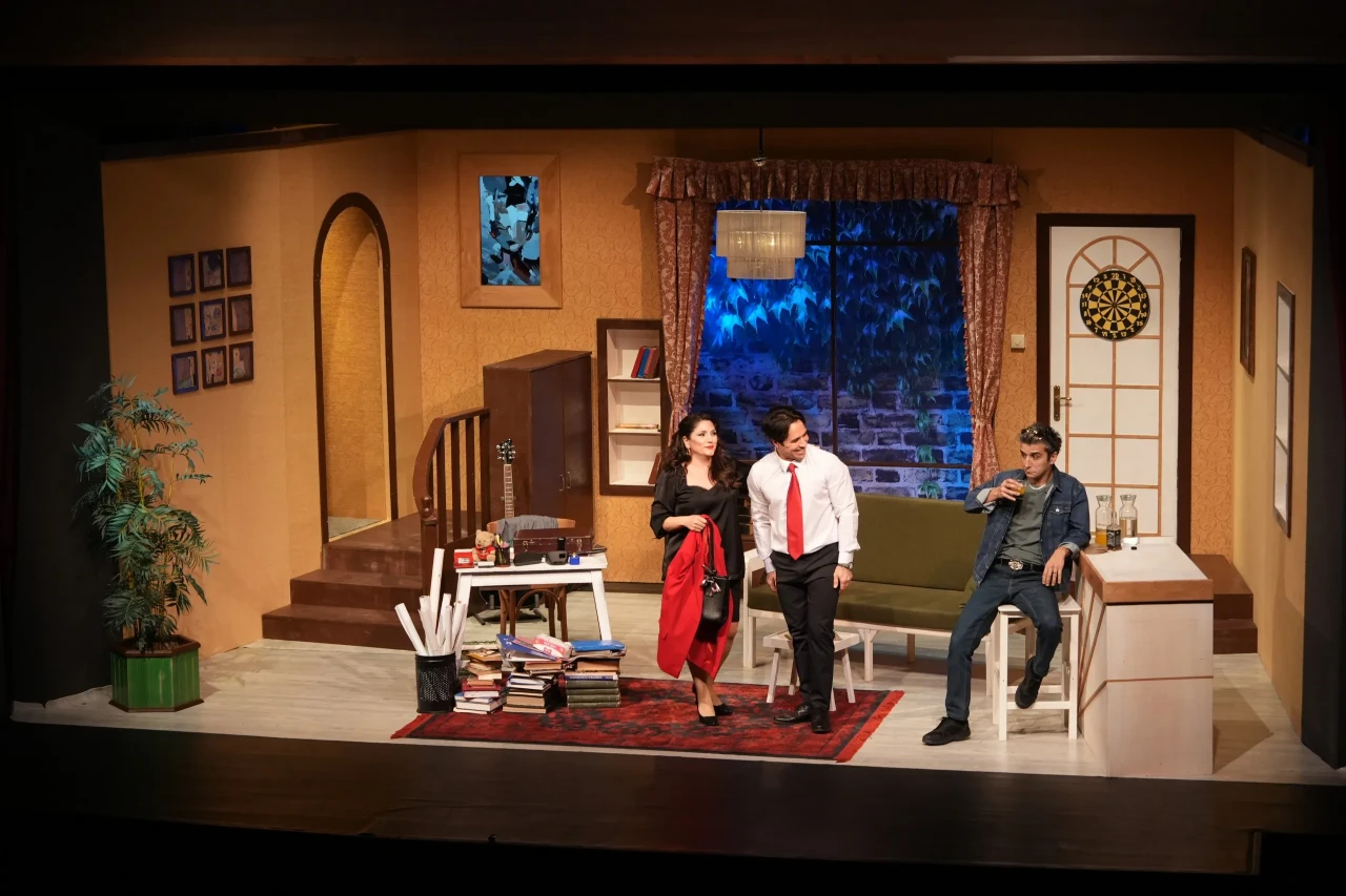 Şehir Tiyatroları’ndan Eğlenceli Prömiyer: Aşk Listesi