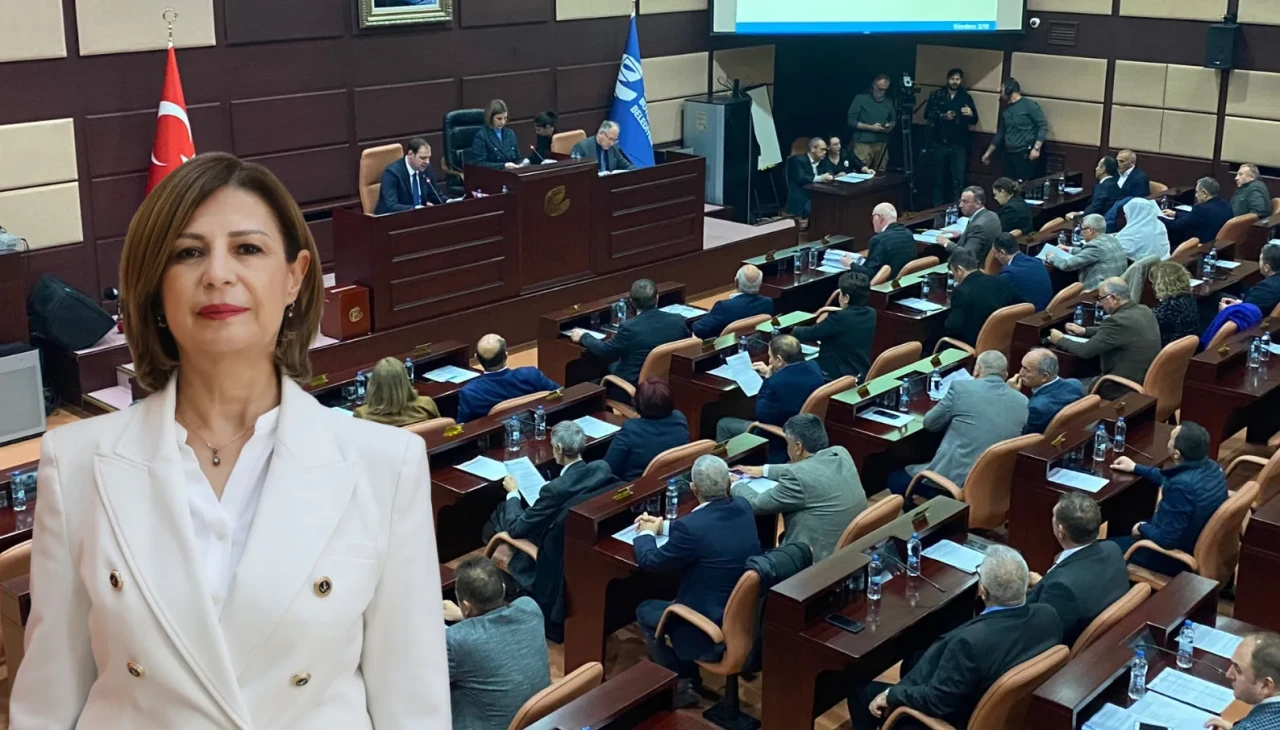 Başkan Ünlüce’den Durak Eleştirilerine Yanıt: "Cumhurbaşkanlığı Onayı Çıkmadığı için Otobüsler Gecikti”