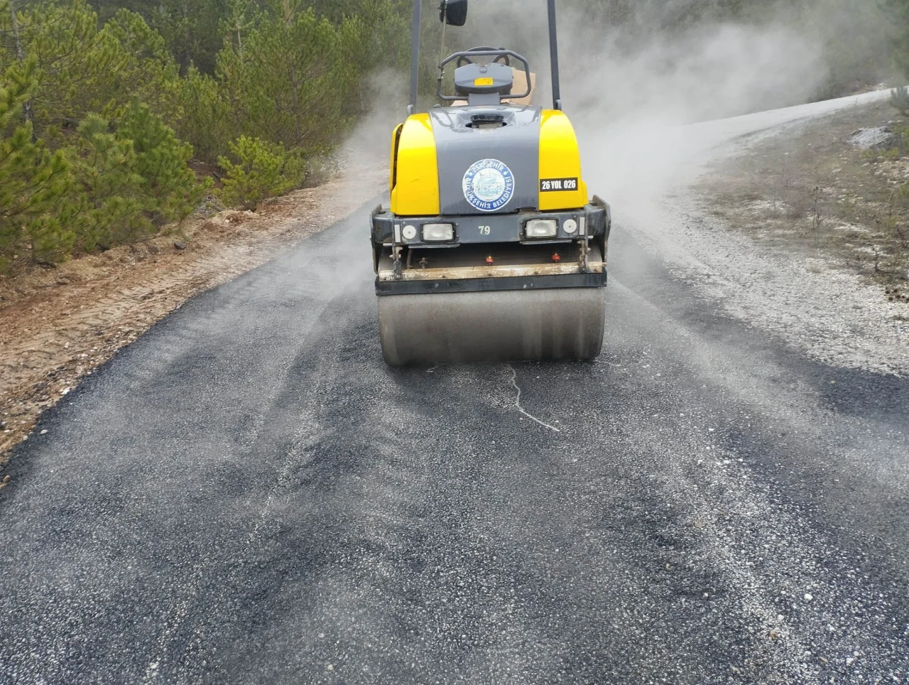 Büyükşehir, Seyitgazi’de 11,5 Kilometrelik Yolu Yeniledi