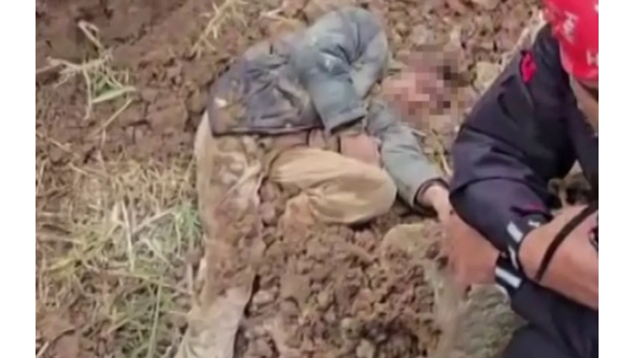 Kayıp olarak aranan 10 yaşındaki çocuk toprağa gömülü olarak bulundu: Dayısı tutuklandı