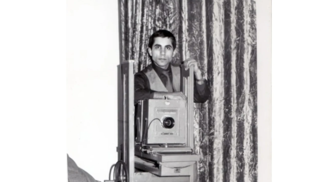 Fotoğraf makinesini 55 yıldır elinden bırakmıyor