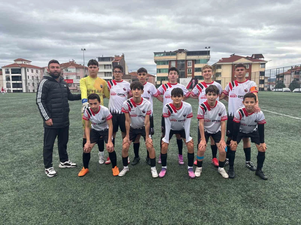 Bilecik U14 Ligi’nde gol şöleni: Lider fark attı, BFA sahasında fırtına gibi esti