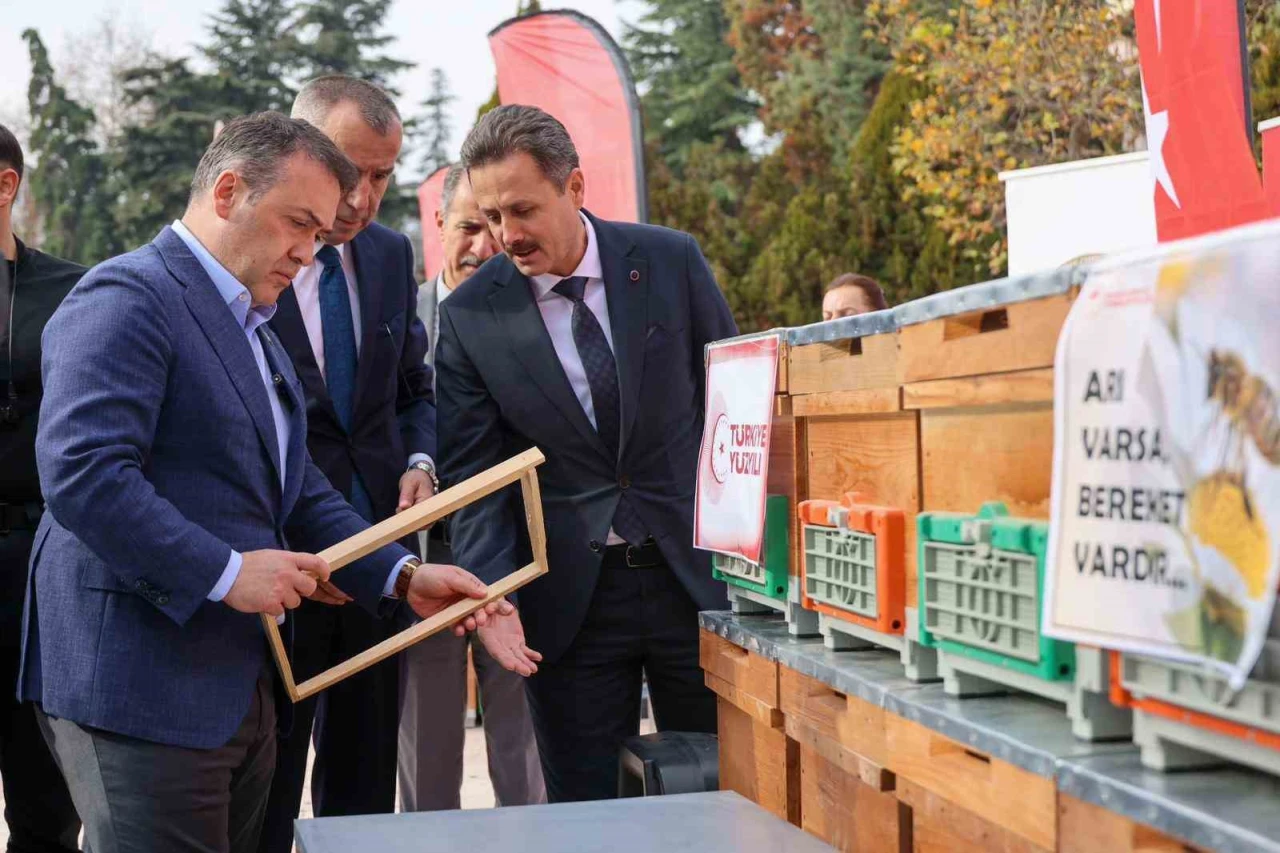 Bilecik’te bal üretimine yeni destek: Koloni sayısı 30 bine çıkarılacak